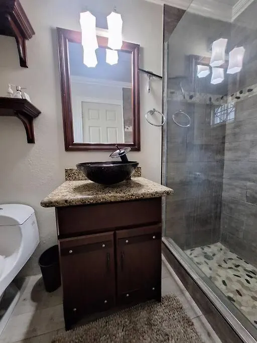 Chateau Central At Sunbury Apts Kingston 0*,  Jamaica
