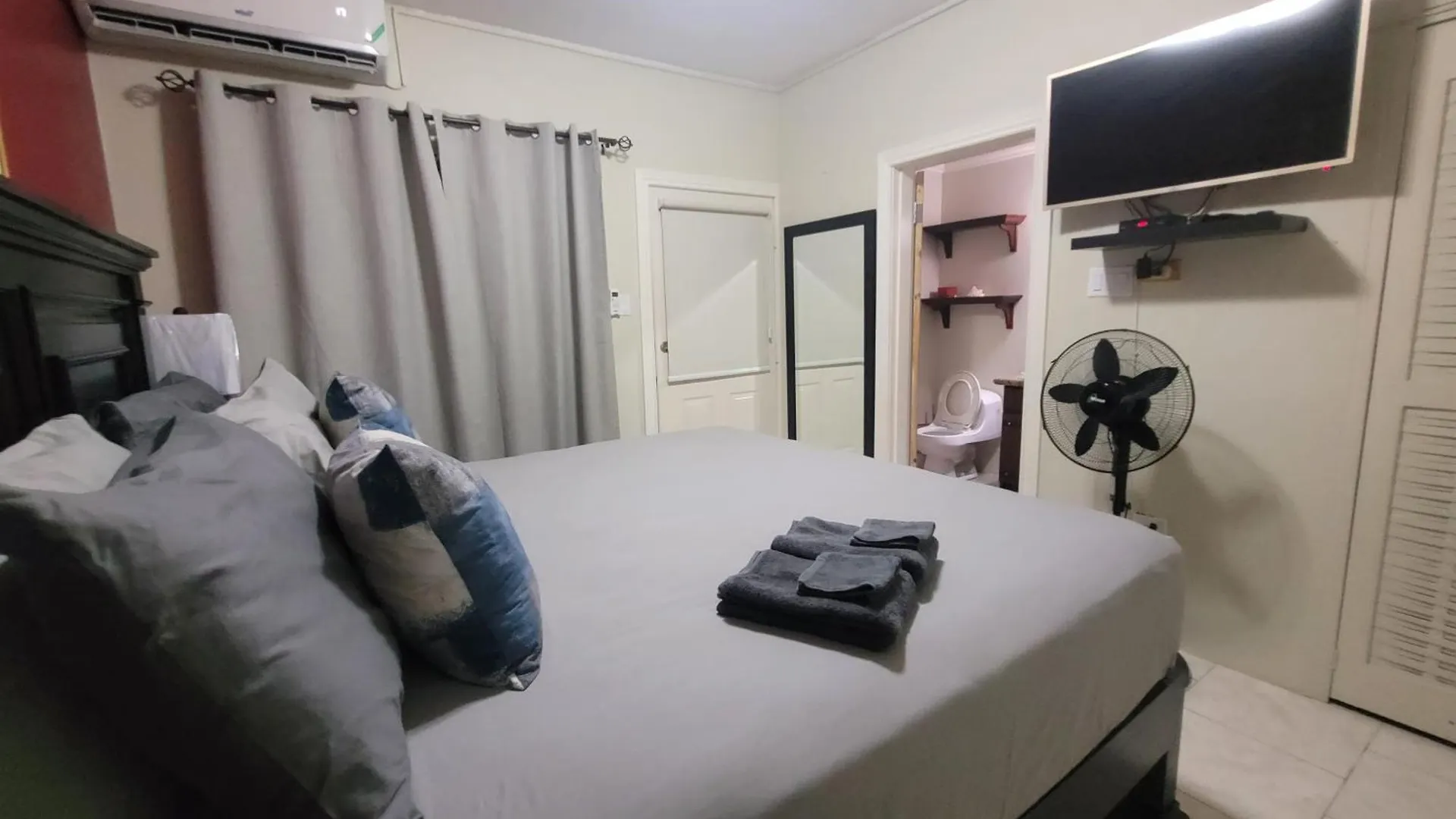 Chateau Central At Sunbury Apts Kingston Jamaica