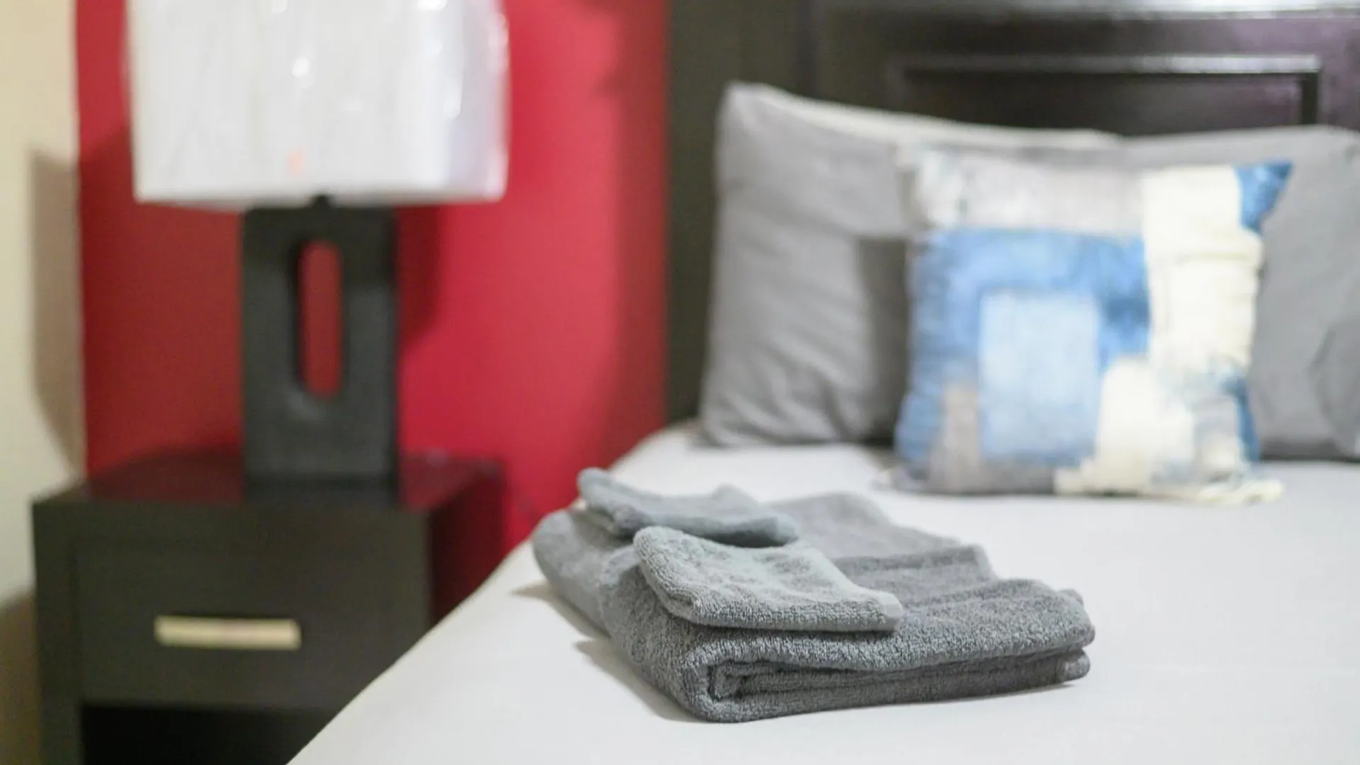 Chateau Central At Sunbury Apts Kingston Appartamento