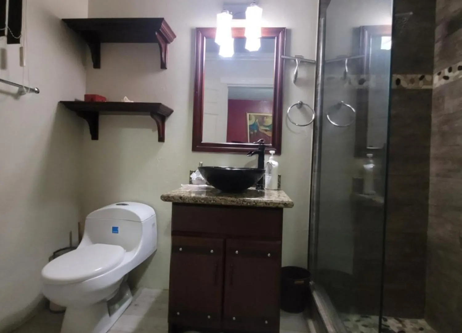 Daire Chateau Central At Sunbury Apts Kingston